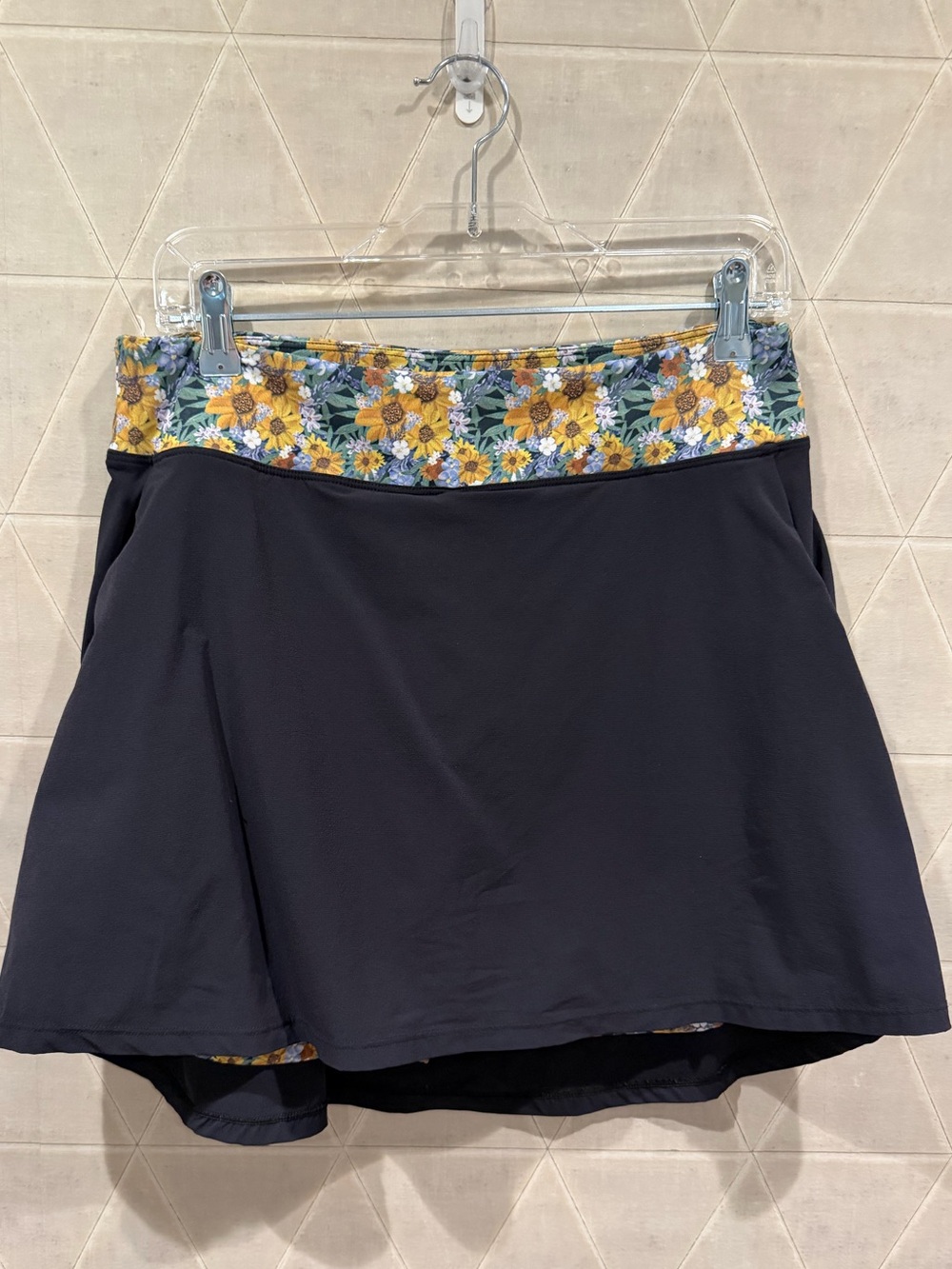 Youer 'Get After It' Skort | RARE Wildflower and black! Price Firm L